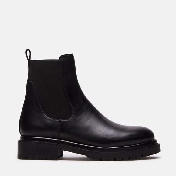 Steve Madden Shoes - Steve Madden LYSETTE BLACK LEATHER Chelsea Ankle Boots Size 9.5